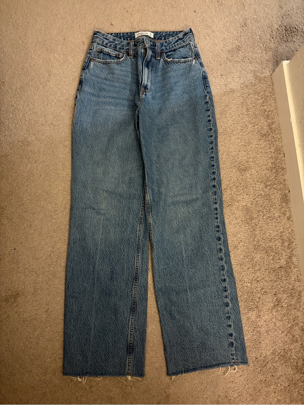 Abercrombie Curve Love High-Rise Straight Leg Jeans - Blue
